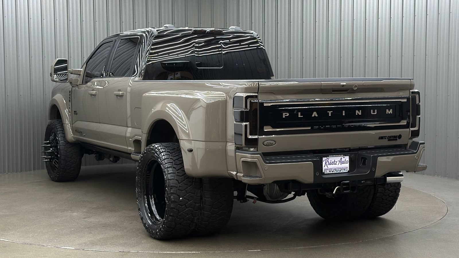 Used 2026 Ford F450 Platinum w/ Platinum Plus Package AWD/4WD image 3