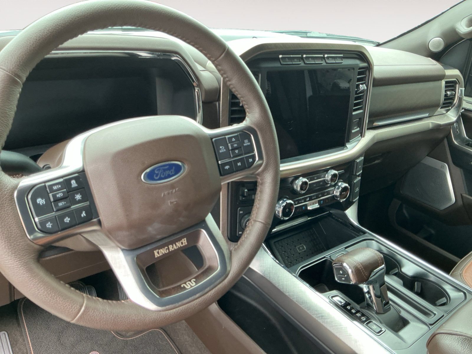 Used 2023 Ford F150 King Ranch w/ Equipment Group 601A High AWD/4WD image 10