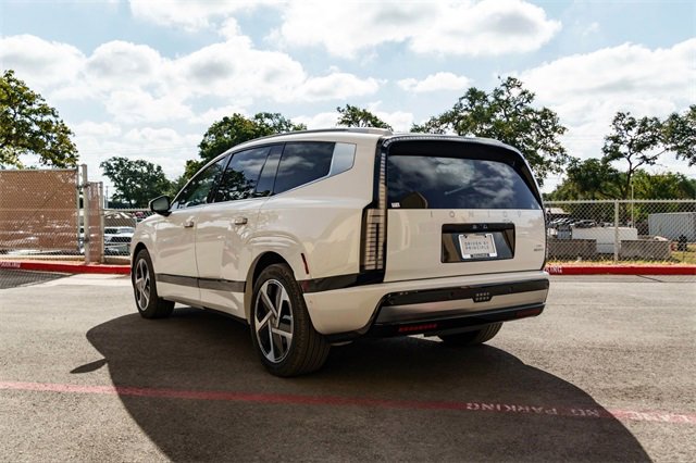 New 2026 Hyundai Ioniq 9 Calligraphy image 4