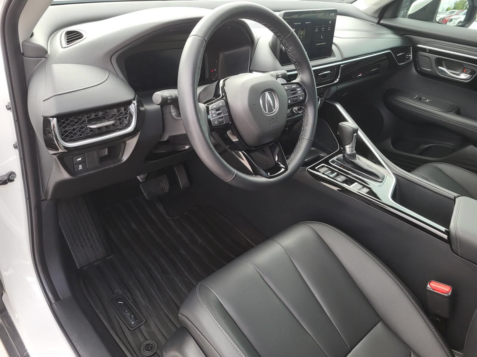 Used 2025 Acura ADX FWD image 17