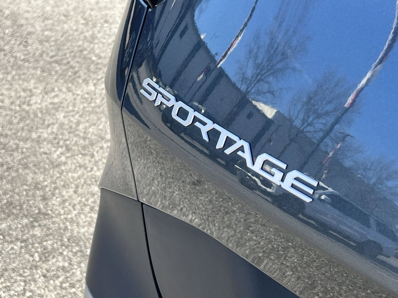 Used 2024 Kia Sportage LX image 23