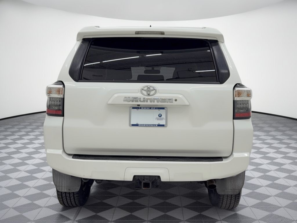 Used 2016 Toyota 4Runner SR5 RWD image 11