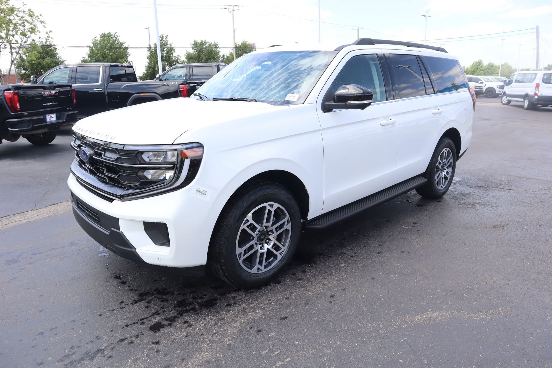 New 2026 Ford Expedition Active AWD/4WD image 11