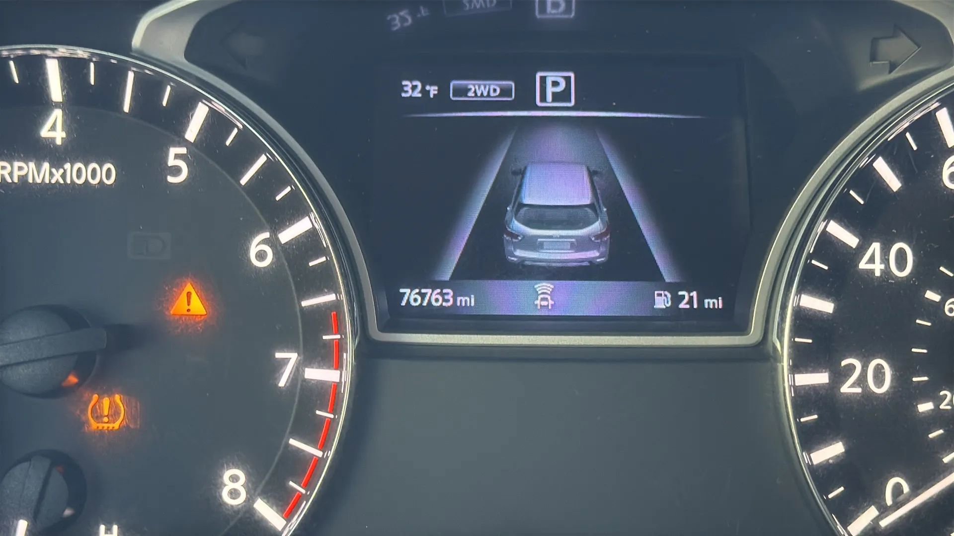 Used 2020 Nissan Pathfinder SL AWD/4WD image 17