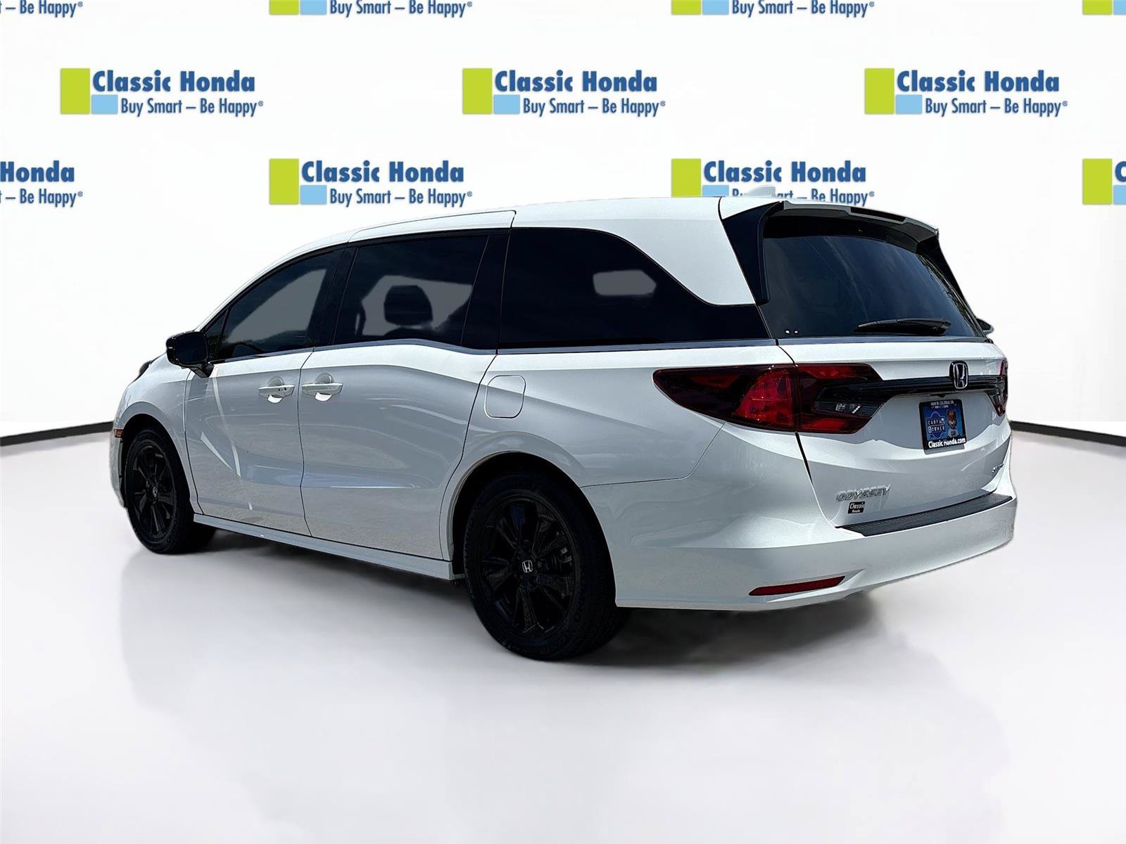 Certified 2024 Honda Odyssey Sport image 5