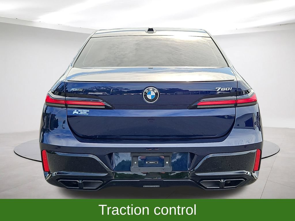Used 2026 BMW 760i xDrive w/ Executive Package AWD/4WD image 6