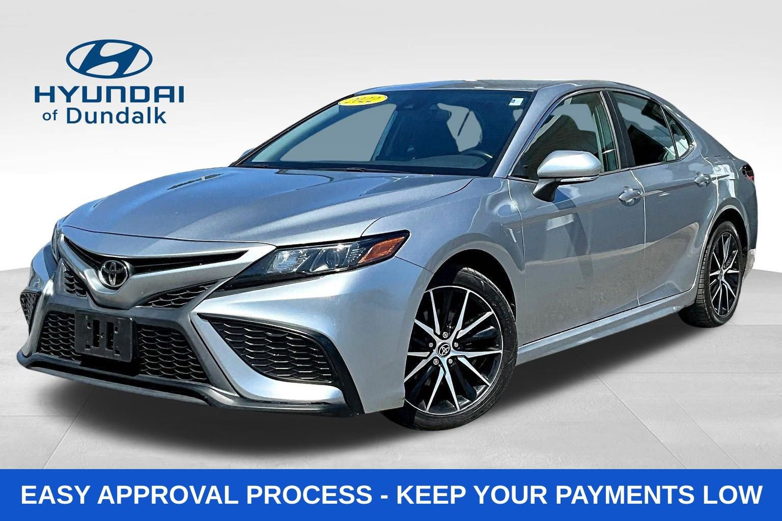 Used 2022 Toyota Camry SE FWD video 1