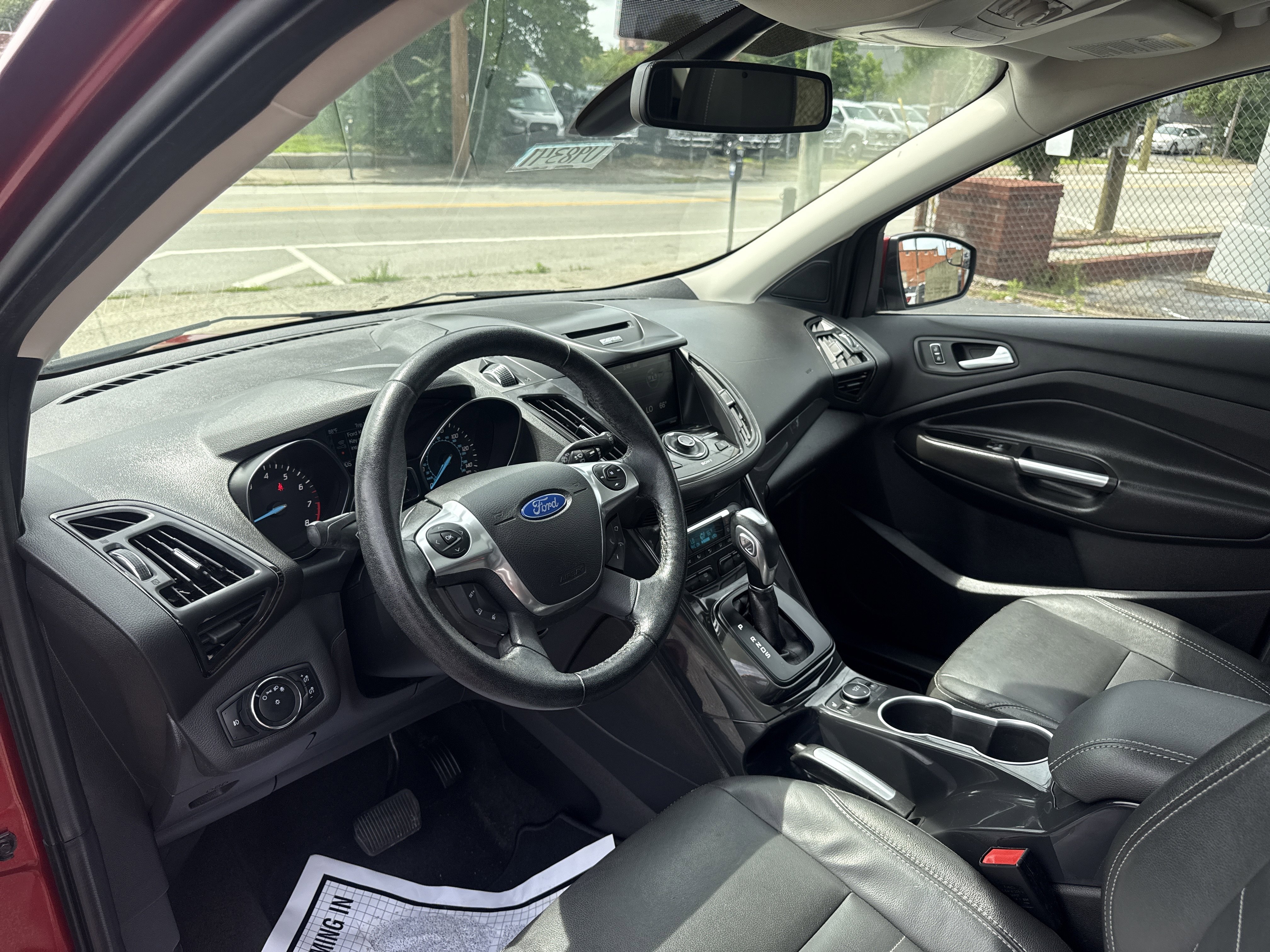 Used 2014 Ford Escape Titanium AWD/4WD image 14