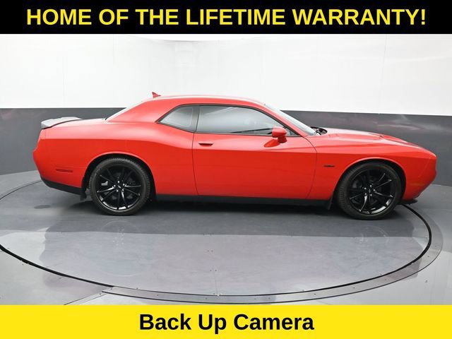 Used 2018 Dodge Challenger R/T w/ Blacktop Package RWD image 7
