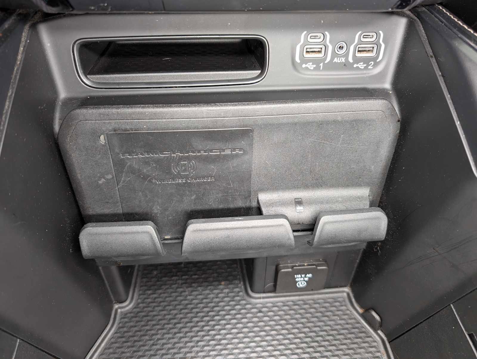 Used 2020 RAM 1500 Limited image 32