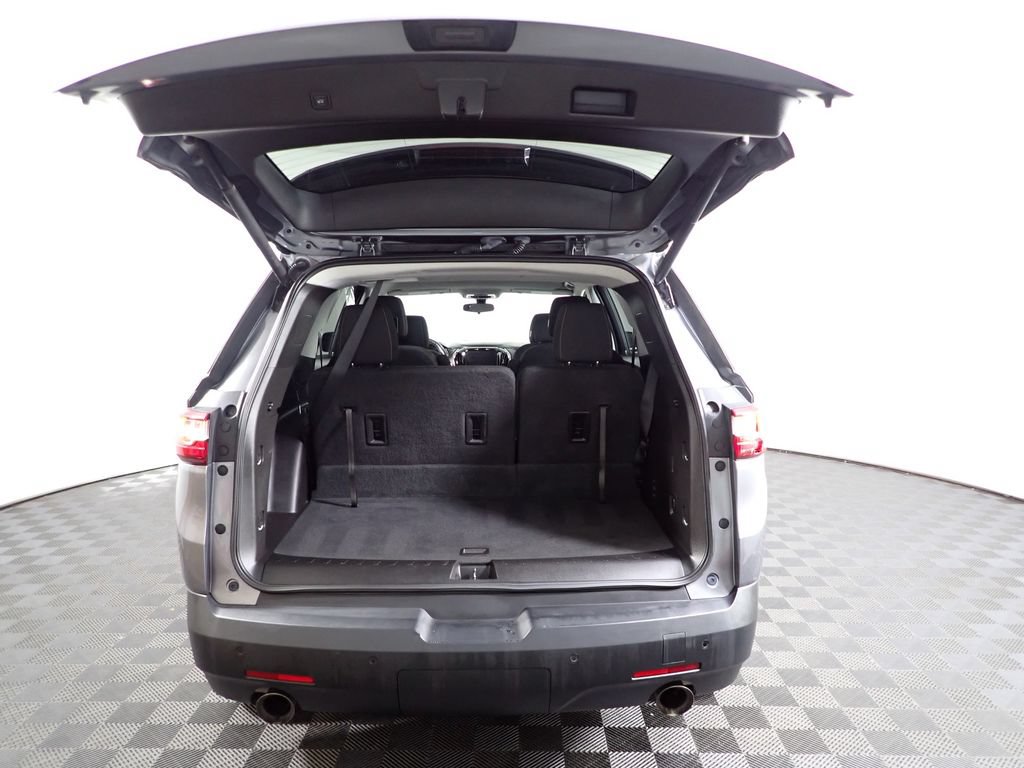 Used 2018 Chevrolet Traverse LT FWD image 14