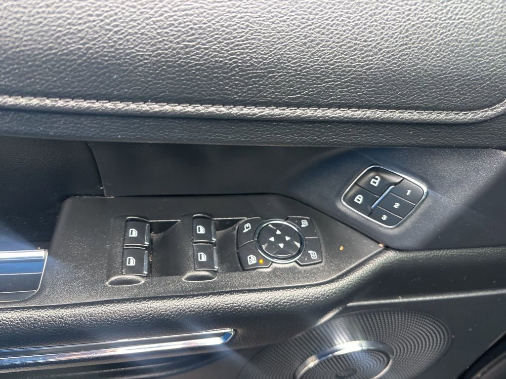 Used 2021 Ford Expedition XLT image 19