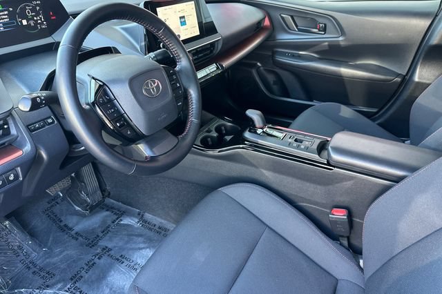Used 2023 Toyota Prius Prime FWD image 12