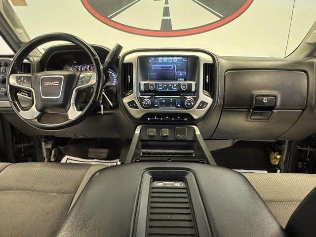 Used 2018 GMC Sierra 2500 SLE w/ Suspension Package, Off-Road AWD/4WD image 2