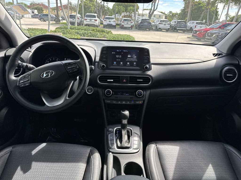 Used 2021 Hyundai Kona Limited w/ Cargo Package FWD image 14