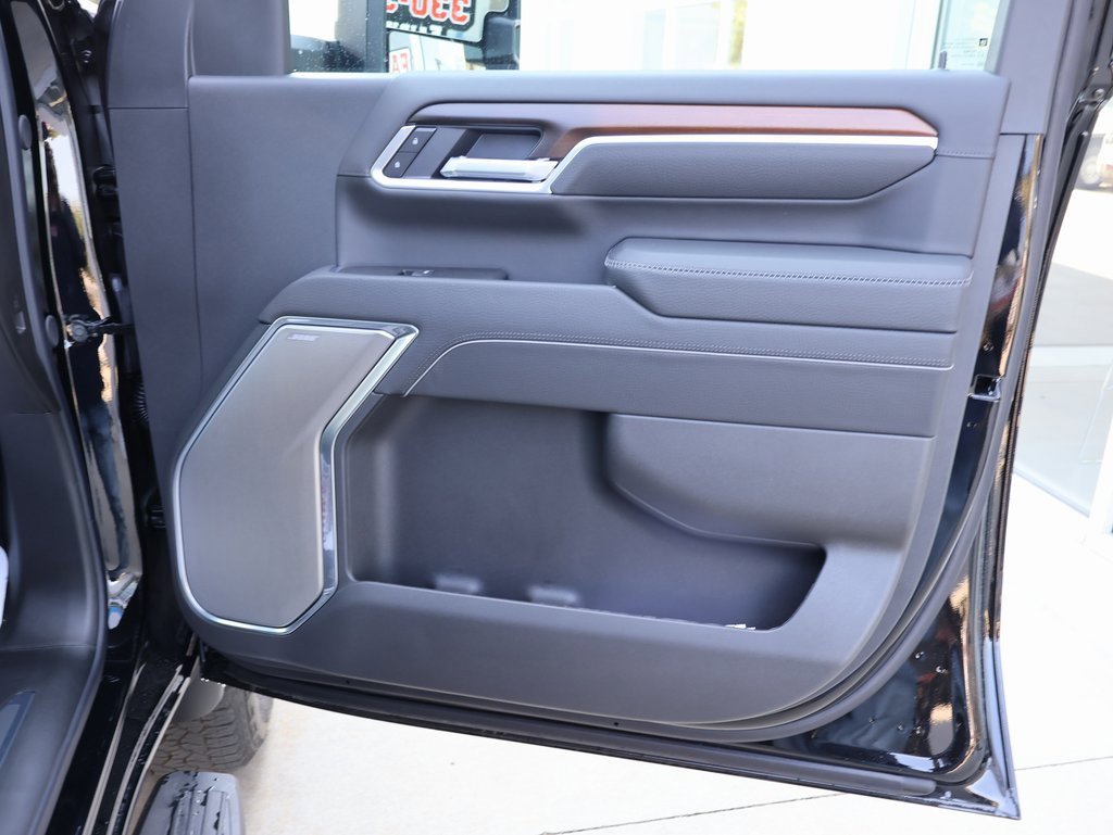 New 2026 GMC Sierra 3500 Denali w/ Denali Reserve Package image 46