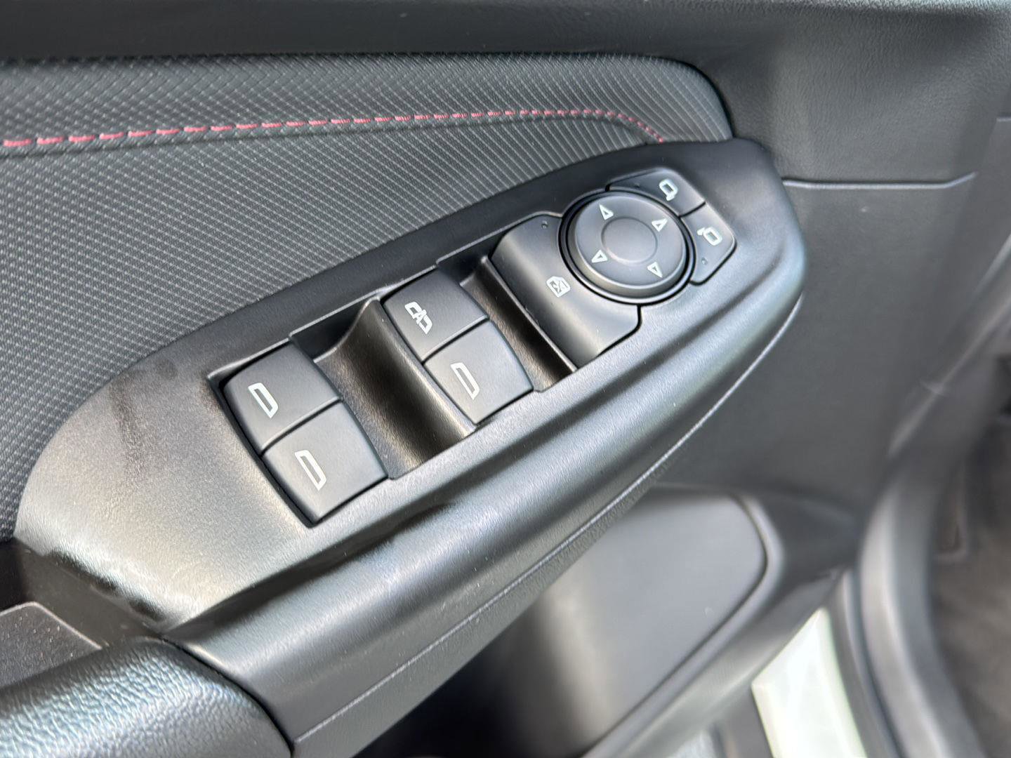 Certified 2023 Chevrolet TrailBlazer RS image 30