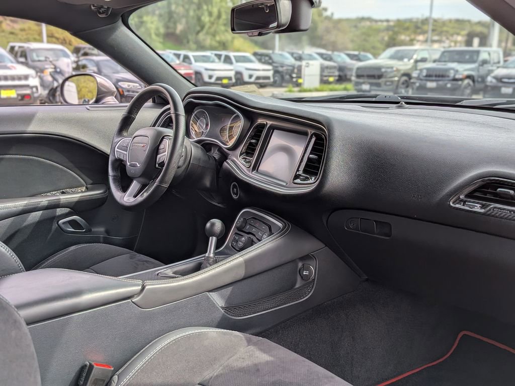 Certified 2016 Dodge Challenger R/T Scat Pack w/ Leather Interior Group image 25