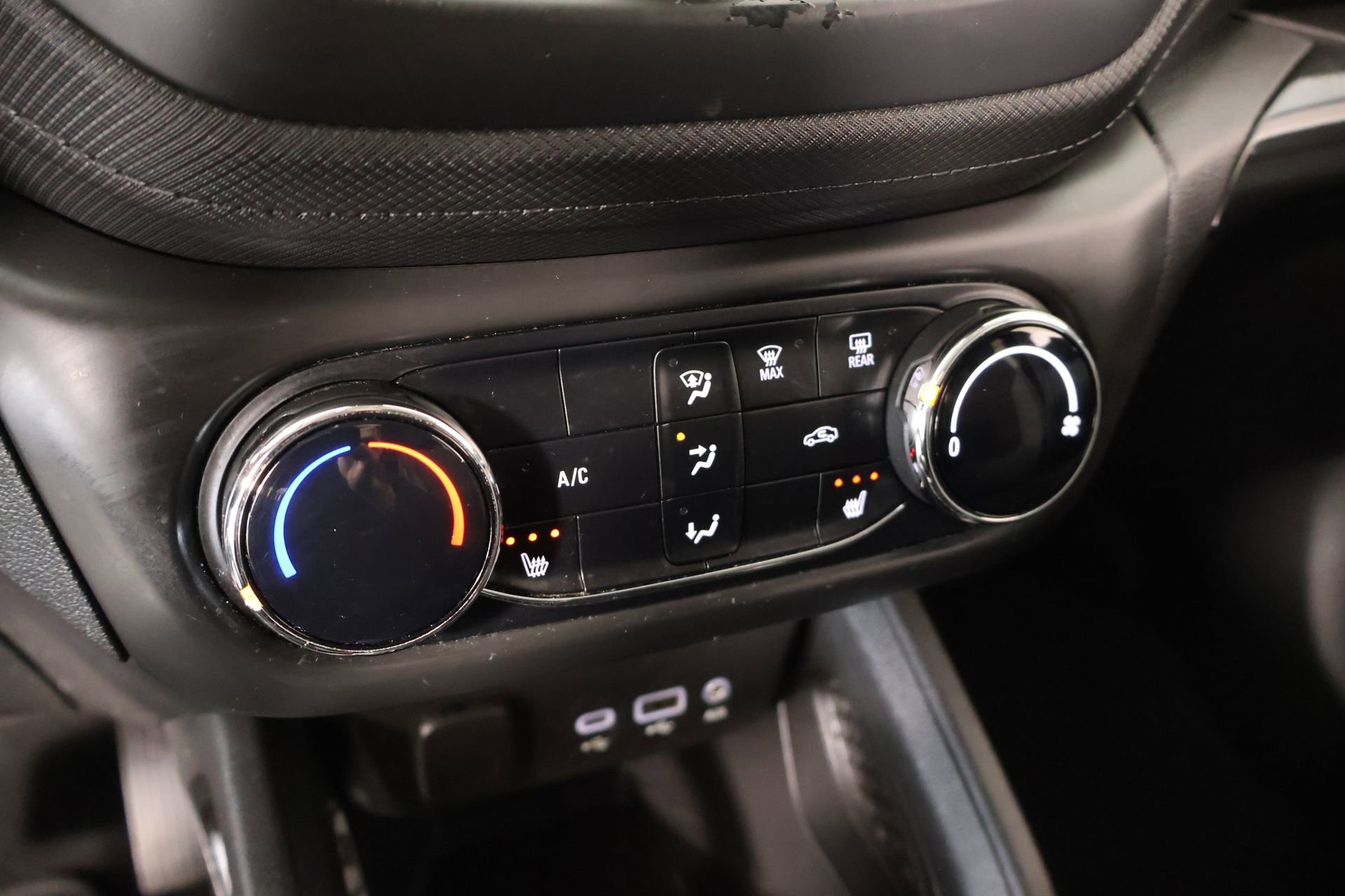 Used 2023 Chevrolet TrailBlazer LT FWD image 7