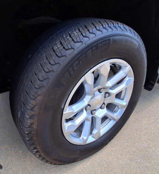 Used 2024 Chevrolet Silverado 1500 LT AWD/4WD image 18