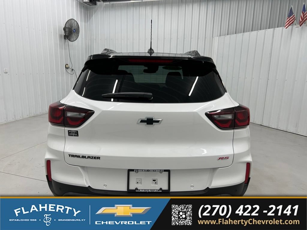 New 2026 Chevrolet TrailBlazer RS w/ Convenience Package FWD image 4