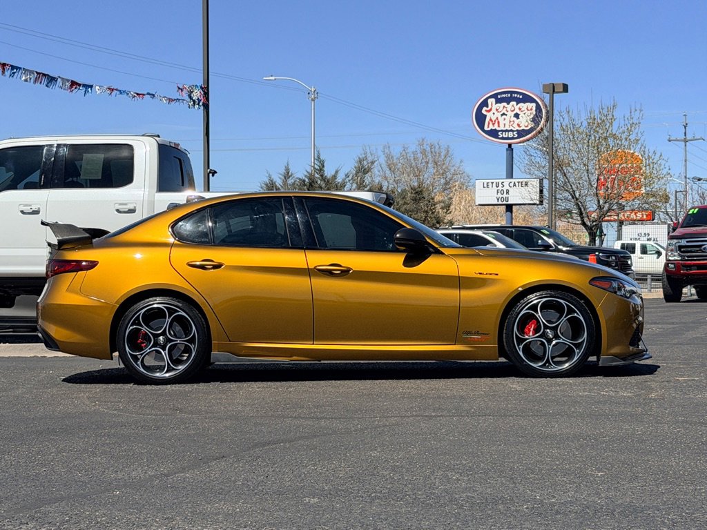 Used 2023 Alfa Romeo Giulia Veloce image 42