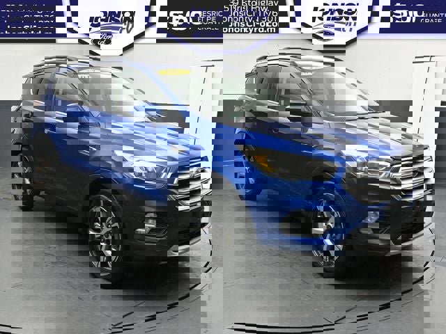 Used 2017 Ford Escape SE w/ Equipment Group 201A image 1