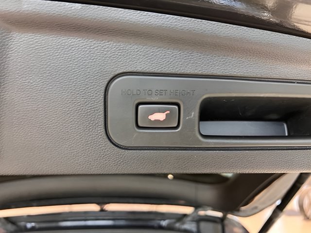 Used 2022 Acura MDX w/ Technology Package AWD/4WD image 5