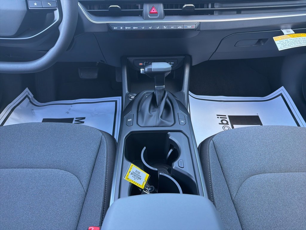 New 2025 Kia K4 LXS image 28