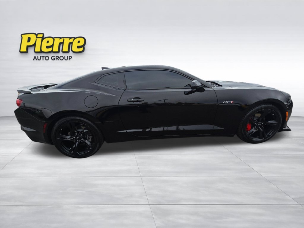 Used 2021 Chevrolet Camaro LT w/ Technology Package RWD image 6