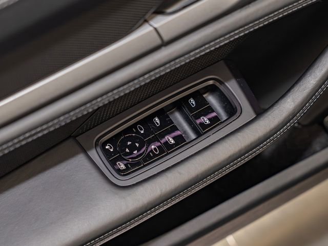 Used 2020 Porsche Taycan Turbo S image 14