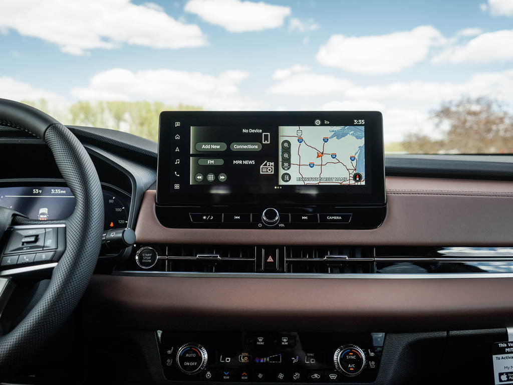 New 2026 Mitsubishi Outlander SEL AWD/4WD image 16
