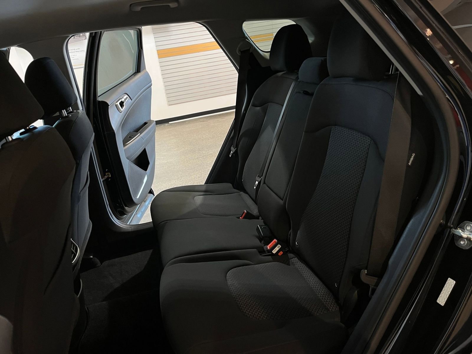 Used 2025 Kia Sportage LX image 39