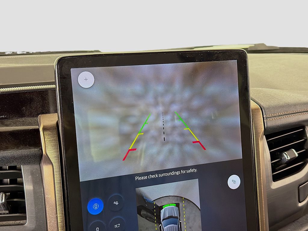 Used 2024 Ford F150 Lightning Lariat image 38