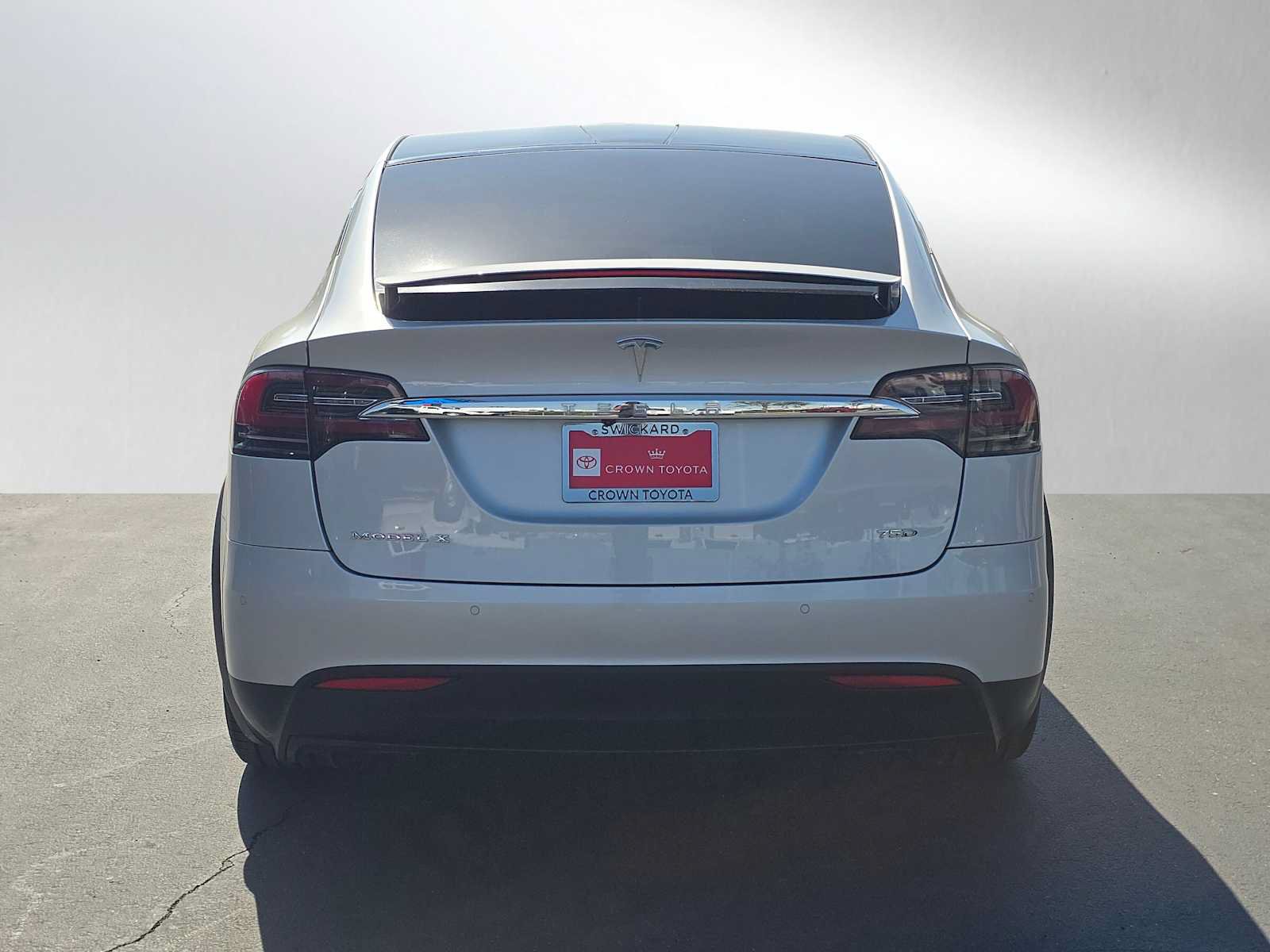 Used 2018 Tesla Model X 100D AWD/4WD image 4