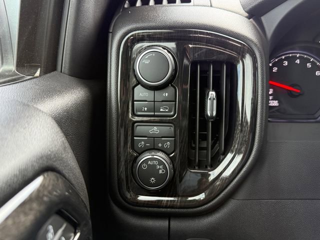 Used 2026 Chevrolet Silverado 1500 Custom w/ Turbomax Blackout Package AWD/4WD image 17
