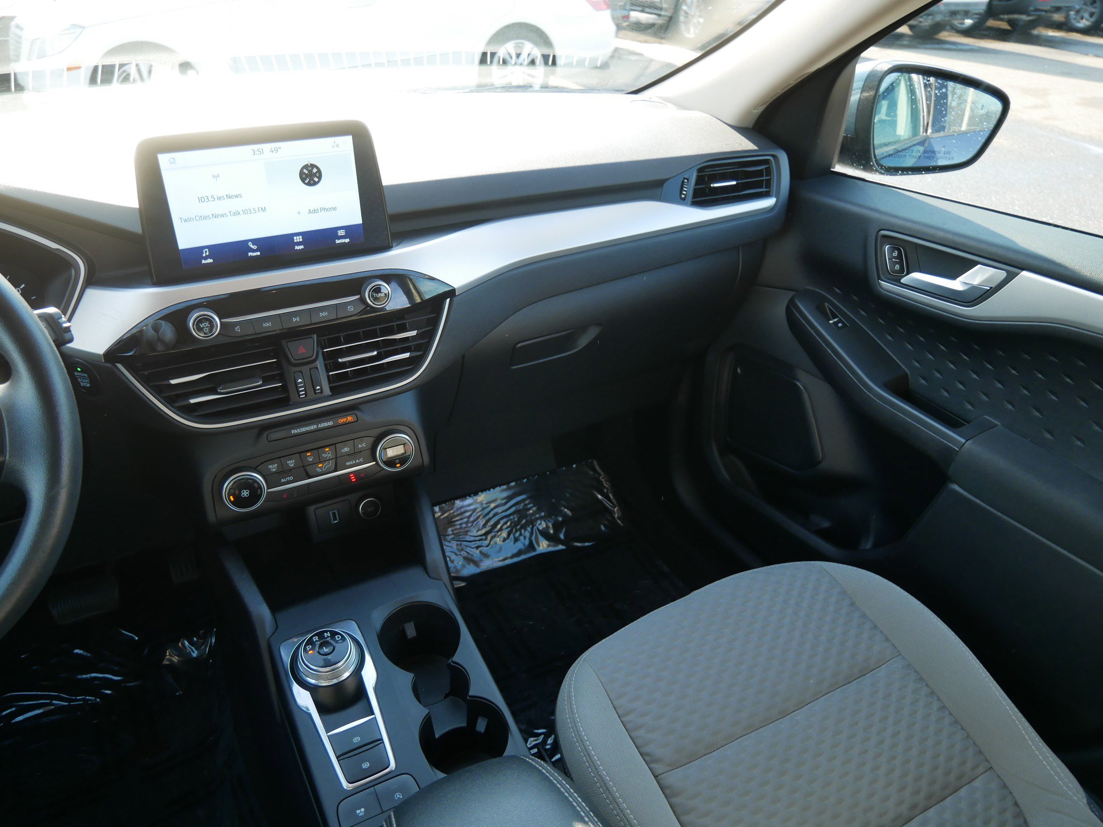 Certified 2020 Ford Escape SE image 11