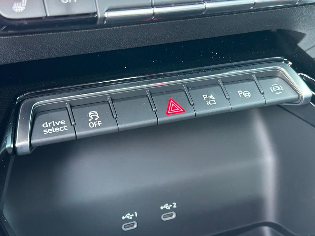 New 2026 Audi RS 3 AWD/4WD image 35