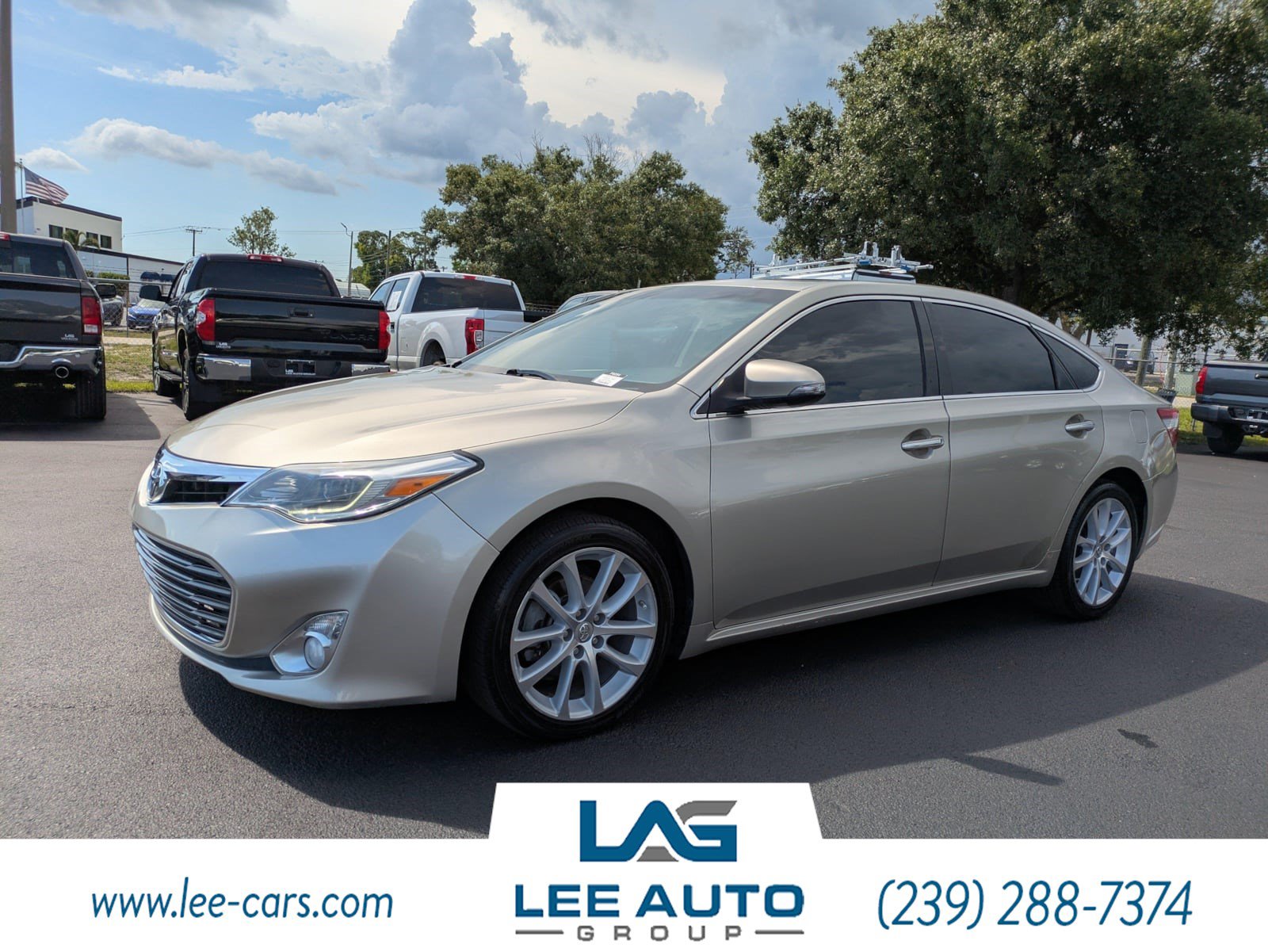Used 2014 Toyota Avalon Limited FWD image 6