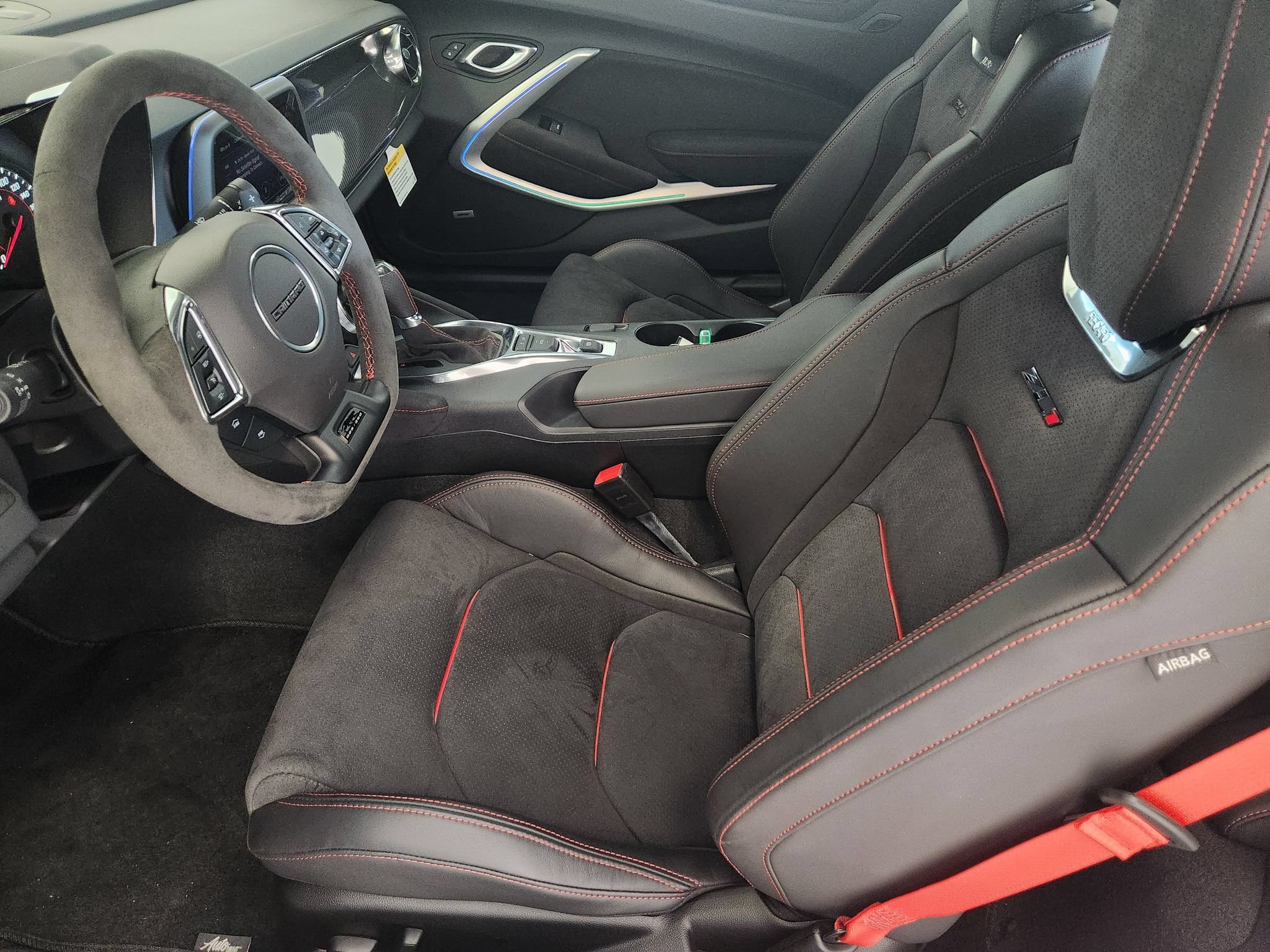 Used 2024 Chevrolet Camaro ZL1 RWD image 13