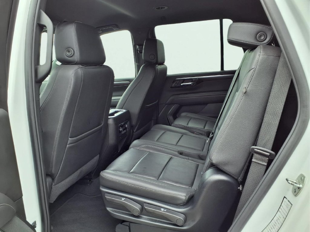 Used 2025 Chevrolet Tahoe LT AWD/4WD image 22