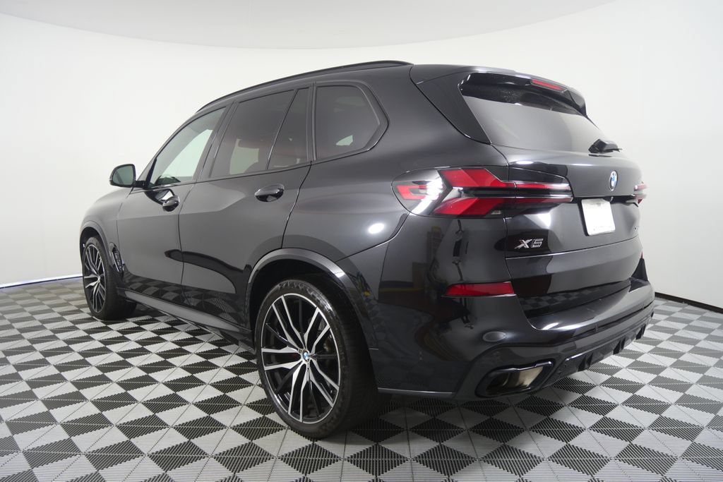 Certified 2024 BMW X5 xDrive40i w/ Executive Package AWD/4WD image 3