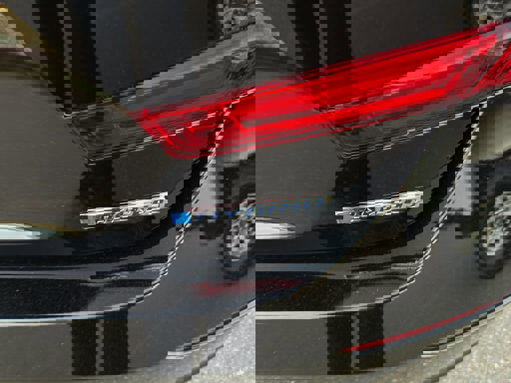 Used 2021 Honda Accord EX image 19