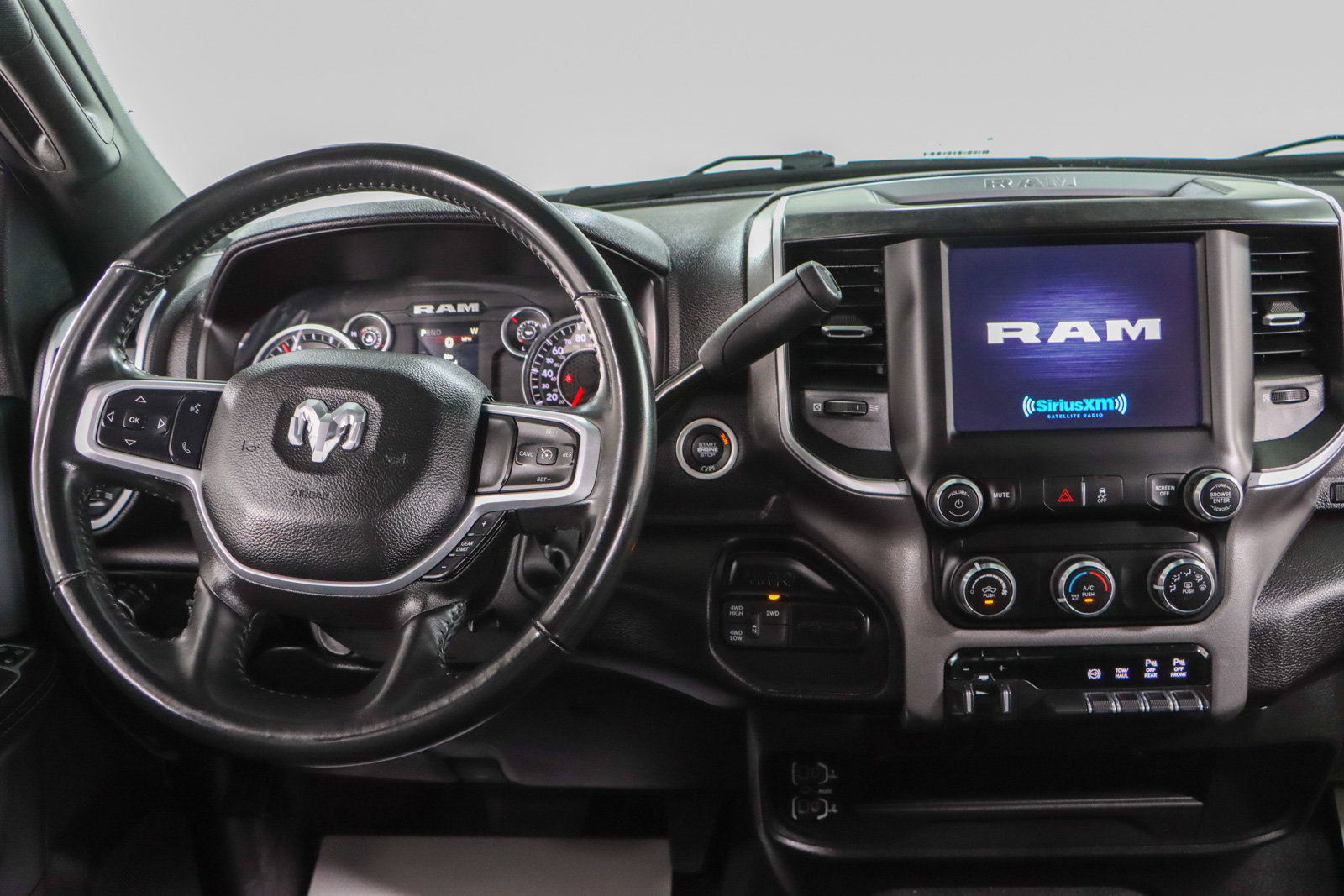 Used 2023 RAM 2500 Big Horn w/ Level 1 Equipment Group AWD/4WD image 18