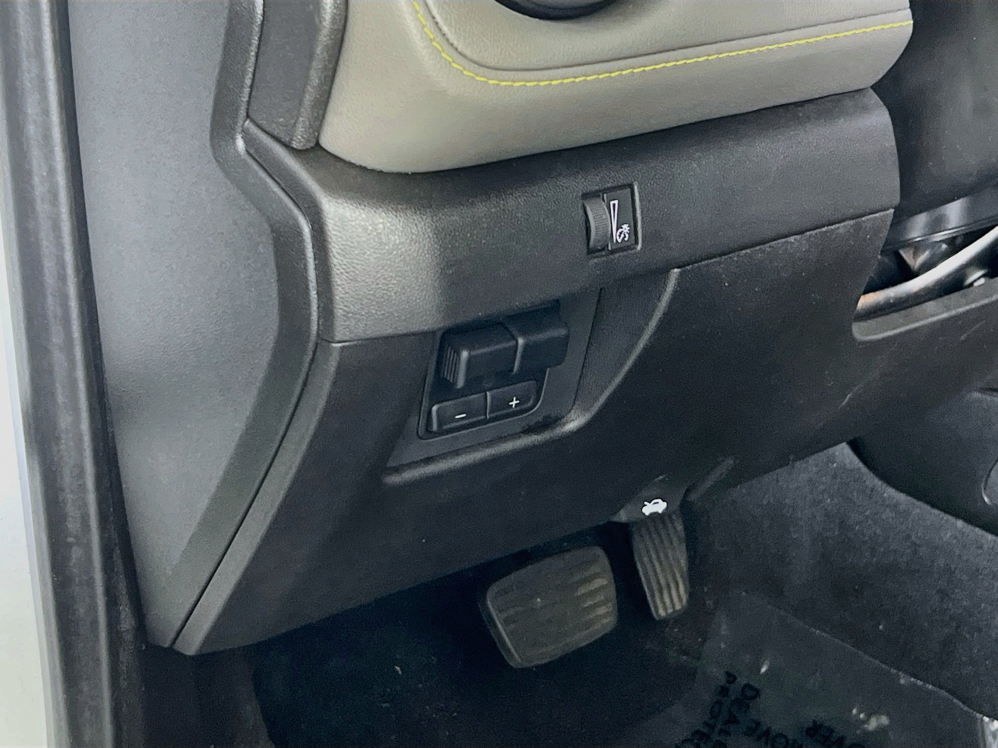 Used 2024 Chevrolet Colorado ZR2 w/ ZR2 Bison Edition AWD/4WD image 10
