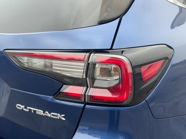 Used 2020 Subaru Outback Limited w/ Popular Package #2 AWD/4WD image 11
