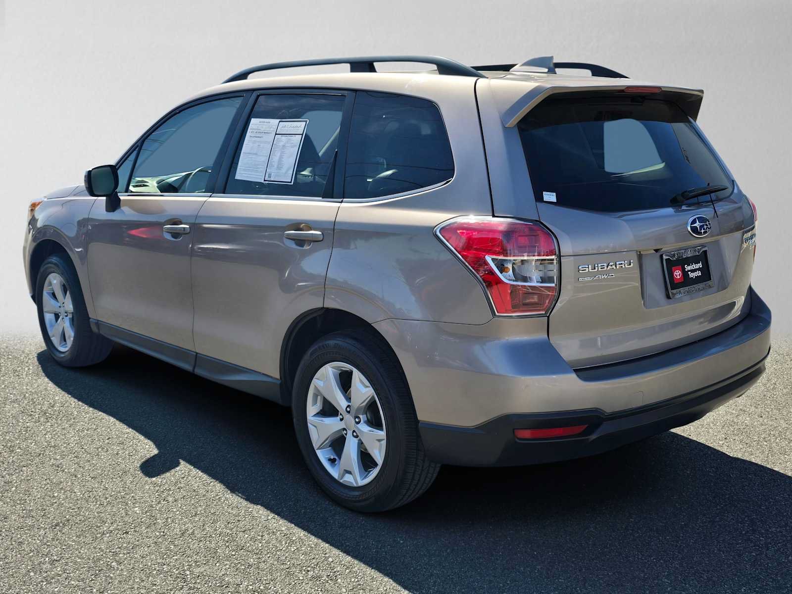 Used 2016 Subaru Forester 2.5i Limited AWD/4WD image 5