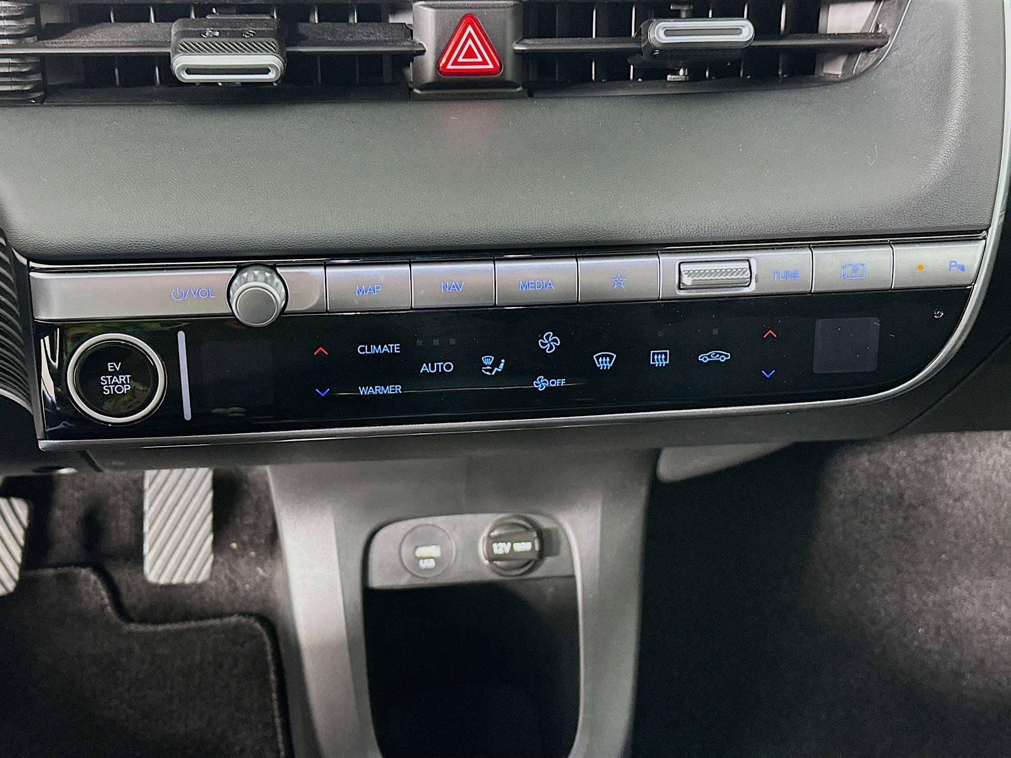 Used 2024 Hyundai Ioniq 5 SEL image 24