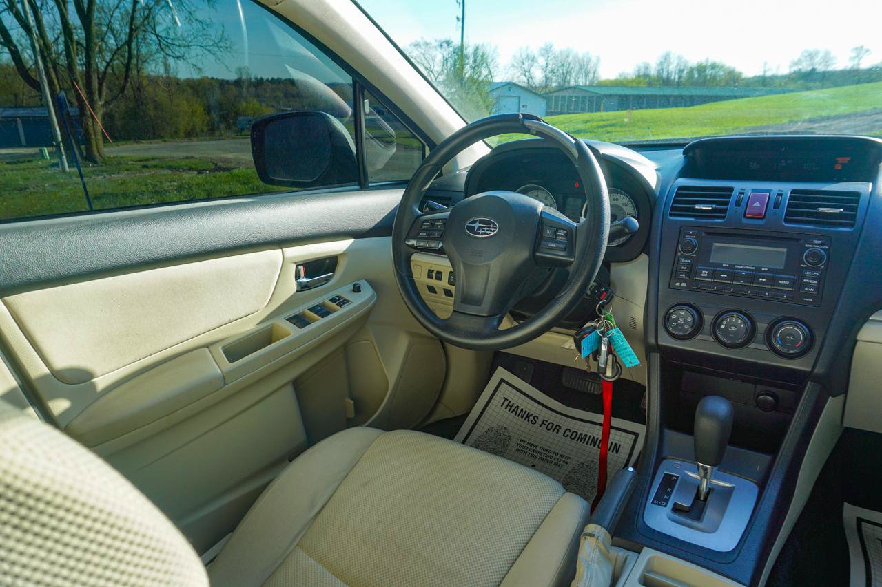 Used 2013 Subaru Impreza 2.0i Premium w/ All-Weather Pkg AWD/4WD image 18