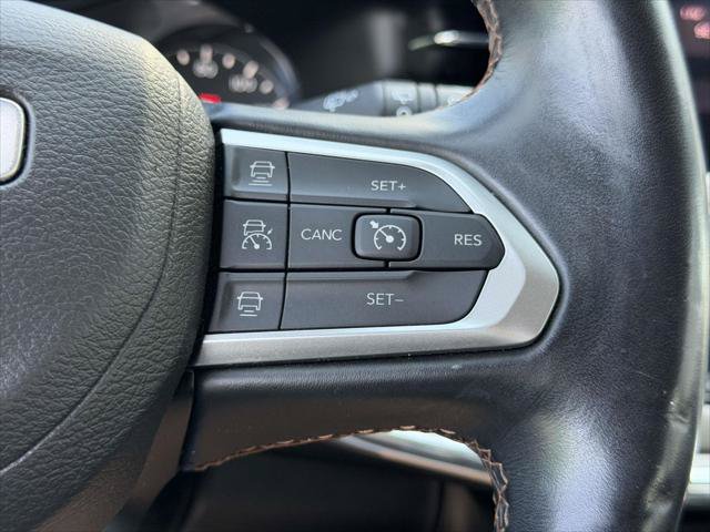 Used 2022 Jeep Compass Limited AWD/4WD image 25